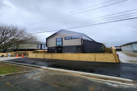 Photo of property in 1/8 Victoria Street, Ebdentown, Upper Hutt, 5018