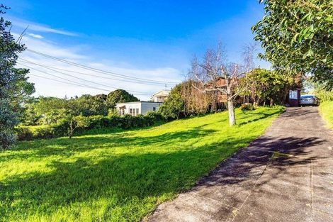 Photo of property in 34 Sullivan Avenue, Mangere Bridge, Auckland, 2022