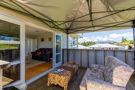 Photo of property in 33 Banks Street, Marfell, New Plymouth, 4310