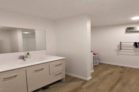 Photo of property in 2/45 Cessna Crescent, Mangere, Auckland, 2022