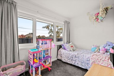 Photo of property in 40 Pembroke Street, Avondale, Christchurch, 8061