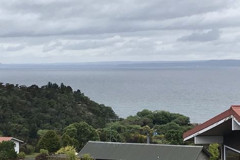 Photo of property in 8 Turangitukua Terrace, Kuratau, Turangi, 3381