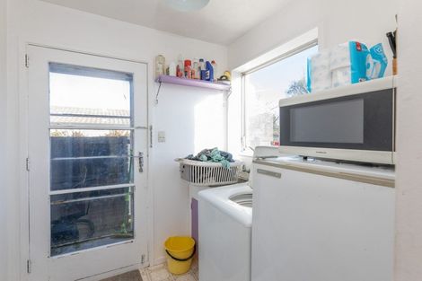 Photo of property in 1/48 Chipping Lane, Redwood, Christchurch, 8051