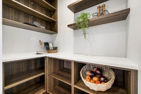 Photo of property in 29 Kumukumu Road, Long Bay, Auckland, 0630