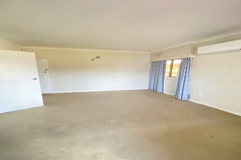 Photo of property in 48 Kitchener Road, Milford, Auckland, 0620