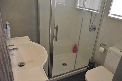 Photo of property in 10 Mcclintock Road, Massey, Auckland, 0614