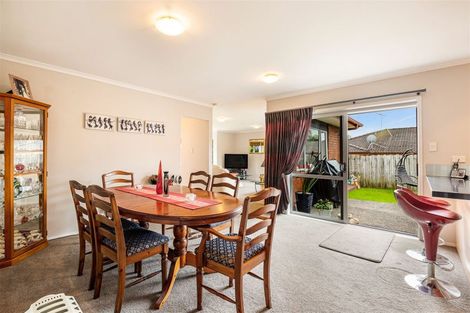 Photo of property in 3 Springtide Place, Red Beach, 0932