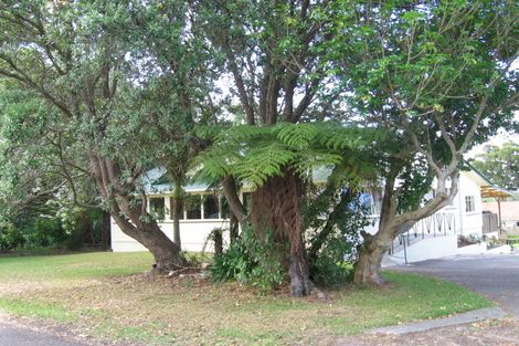 Photo of property in 83 Taunton Terrace, Blockhouse Bay, Auckland, 0600