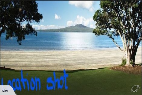 Photo of property in 2/19 Oban Road, Browns Bay, Auckland, 0630