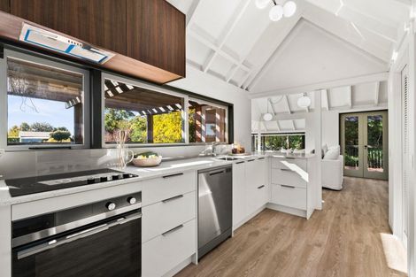 Photo of property in 25 Muritai Crescent, Havelock North, 4130