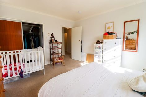 Photo of property in 31 Somerset Crescent, Highbury, Palmerston North, 4412