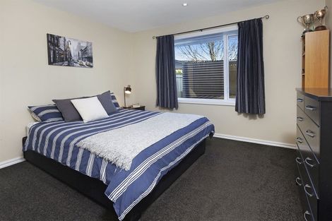 Photo of property in 17 Pimlico Place, Rangiora, 7400