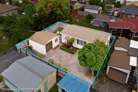 Photo of property in 2/24 Edinburgh Avenue, Rosehill, Papakura, 2113