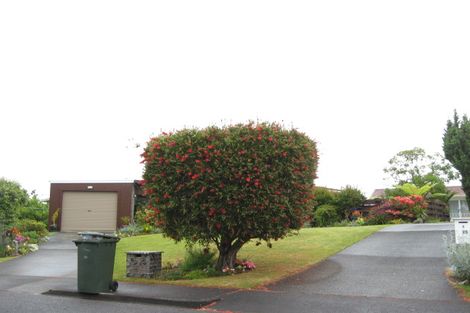 Photo of property in 23 Marybeth Place, Rosehill, Papakura, 2113