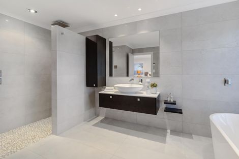 Photo of property in 13 Milano Boulevard, Karaka, Papakura, 2113