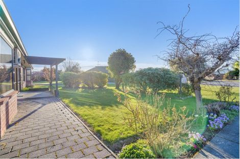 Photo of property in 35 Anne Street, Winton, 9720