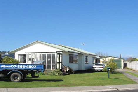 Photo of property in 14 Cholmondeley Crescent, Whitianga, 3510