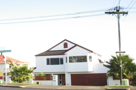 Photo of property in 90 Mellons Bay Road, Mellons Bay, Auckland, 2014