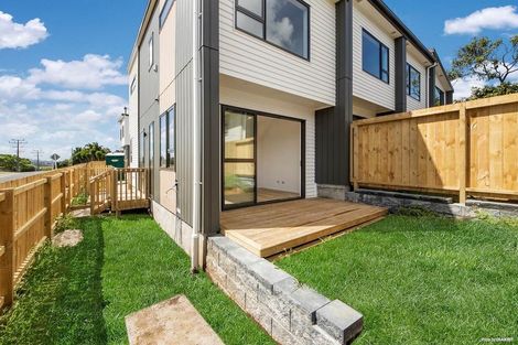 Photo of property in 67a Divich Avenue, Te Atatu South, Auckland, 0610
