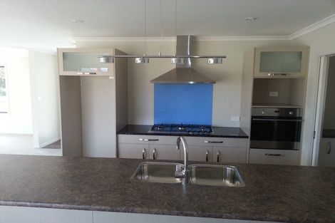 Photo of property in 12 Grenville Street, Waiwhetu, Lower Hutt, 5010