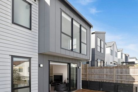 Photo of property in 10 Kea Road, Silverdale, 0932