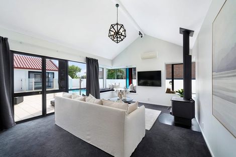 Photo of property in 20 Taitua Drive, Te Atatu South, Auckland, 0610