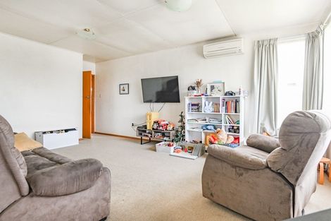 Photo of property in 5 Dover Road, Flaxmere, Hastings, 4120