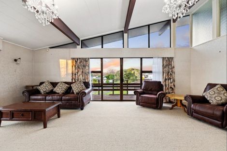 Photo of property in 17 Lane Place, Awapuni, Palmerston North, 4412