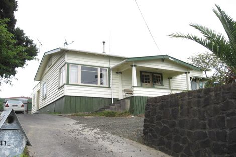 Photo of property in 4126 Great North Road, Glen Eden, Auckland, 0602