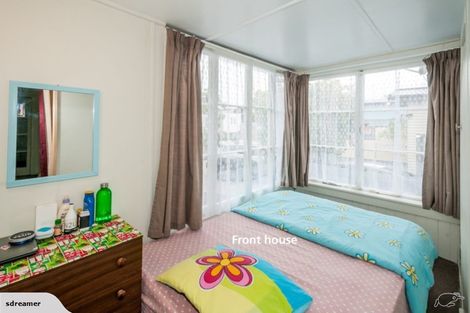 Photo of property in 39a Forrest Hill Road, Milford, Auckland, 0620