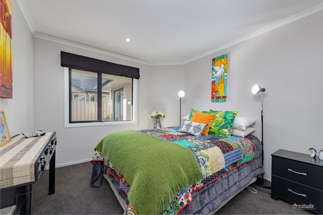 Photo of property in 5 Vernon Grove, Brown Owl, Upper Hutt, 5018