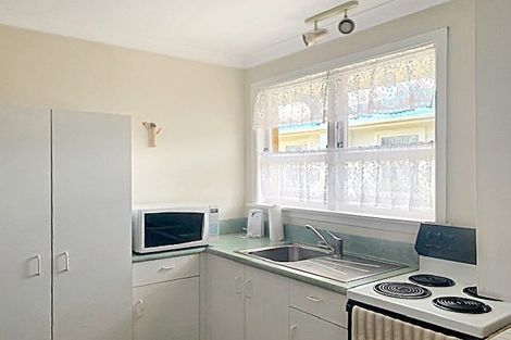 Photo of property in 21 Karaka Crescent, Levin, 5510