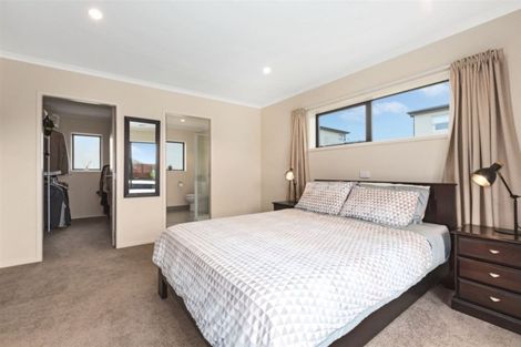 Photo of property in 59 Aotea Drive, Aotea, Porirua, 5024