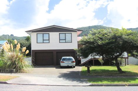 Photo of property in 6 Crystal Grove, Birchville, Upper Hutt, 5018
