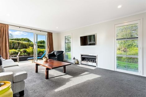 Photo of property in 58 Muriwai Road, Waimauku, 0812