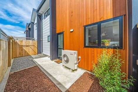 Photo of property in 16 Okoutu Lane, Moera, Lower Hutt, 5010