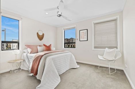 Photo of property in 24 Marine Parade, Hobsonville, Auckland, 0616