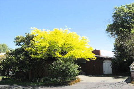 Photo of property in 13 Hampton Place, Burnside, Christchurch, 8053