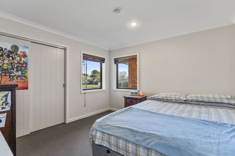 Photo of property in 8 Brompton Close, Richmond Heights, Taupo, 3330