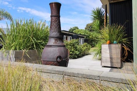 Photo of property in 108 Ake Ake Avenue, Matarangi, Whitianga, 3592