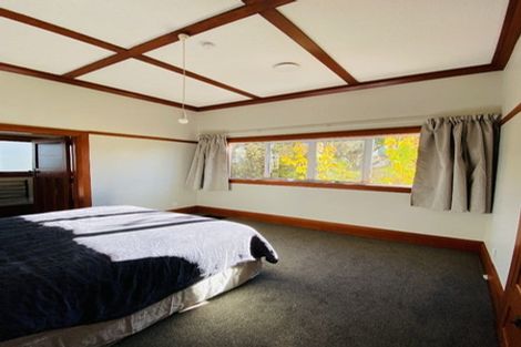 Photo of property in 10 Cambridge Terrace, Masterton, 5810