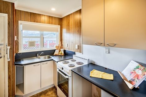 Photo of property in 5 Lane Street, Wallaceville, Upper Hutt, 5018