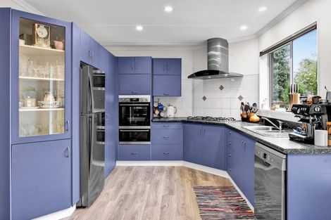 Photo of property in 11 Matai Place, Hawera, 4610