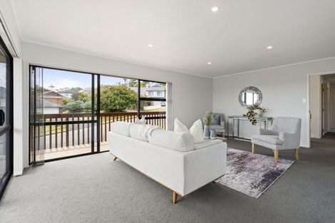 Photo of property in 70 Aberfeldy Avenue, Highland Park, Auckland, 2010