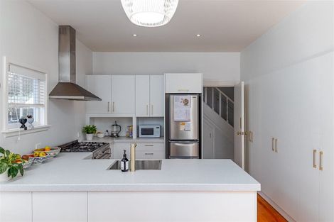 Photo of property in 96 Tomes Road, St Albans, Christchurch, 8052