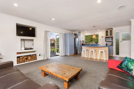 Photo of property in 14 Englefield Road, Belfast, Christchurch, 8051