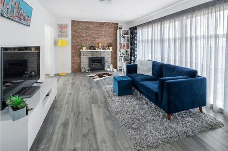 Photo of property in 12 Catherine Crescent, Paparangi, Wellington, 6037