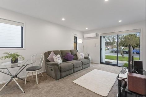 Photo of property in 2/324 Oxford Terrace, Avalon, Lower Hutt, 5011