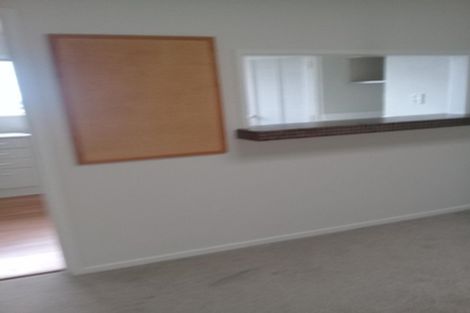 Photo of property in 3/4 Coronation Road, Glenfield, Auckland, 0627