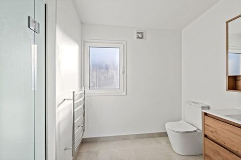 Photo of property in 2/22 Ward Street, Pukekohe, 2120